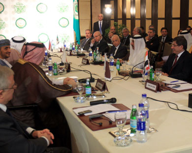 اللجنة الوزارية العربية تقرر التمديد شهرا لبعثة المراقبين في سوريا والسعودية تسحب فريقها من البعثة