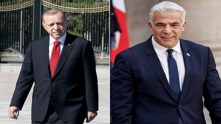 إسرائيل وتركيا تتفقان على إعادة كامل العلاقات الدبلوماسية بينهما بعد اتصال بين لابيد وأردوغان