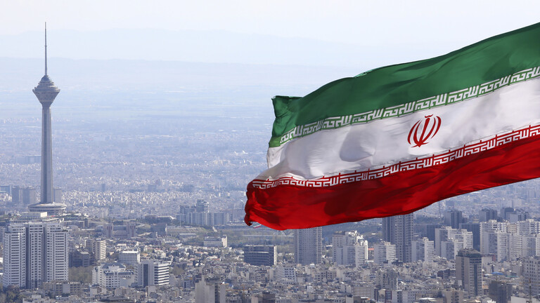 إيران تعلن عن تنفيذ حكم الإعدام بحق كبير جواسيس بريطانيا وتكشف تفاصيل التجسس