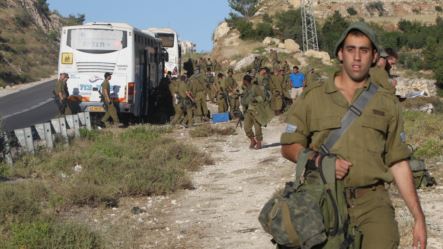 اسرائيل تواصل الحملة العسكرية في الضفة