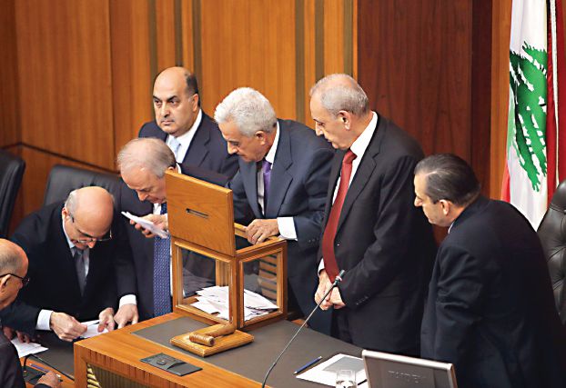 البرلمان اللبناني يفتتح عهد الانتخابات الرئاسية بفرز المواقف والتكتلات والاوزان والفشل في انتخاب رئيس جديد