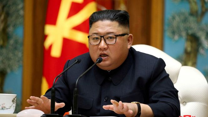 كوريا الشمالية تنفذ إغلاقا صارما مع ظهور أول حالات كوفيد رسميا