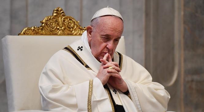 البابا فرنسيس يعرب عن استعداده للقاء بوتين في موسكو سعيا لوقف القتال في أوكرانيا