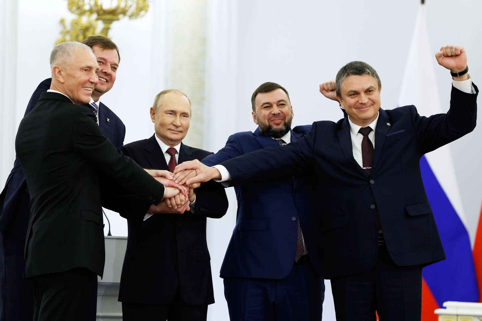 النص الكامل لخطاب فلاديمير بوتين لمناسبة انضمام دونيتسك ولوغانسك وزابوروجيه وخيرسون إلى روسيا