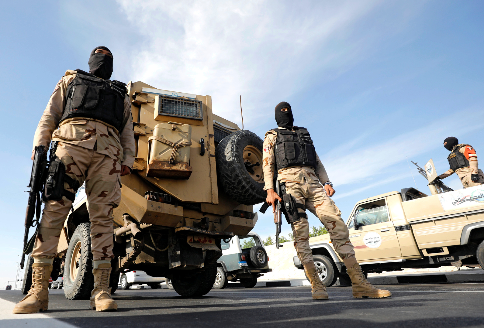 الجيش المصري يعلن عن قتل 10 إرهابيين شديدي الخطورة
