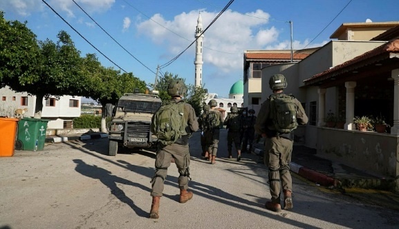 اصابة  160 شخصا في مواجهات بين الفلسطينيين والجيش الإسرائيلي